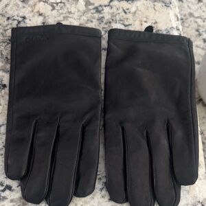 Calvin Klein Classic Black Gloves